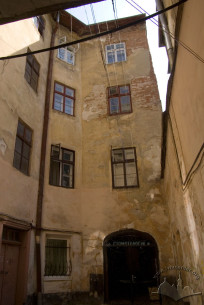 Вул. Галицька, 15. Тильний фасад