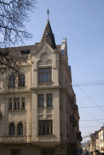 Vul. Pidvalna, 3. Bay on the eastern facade