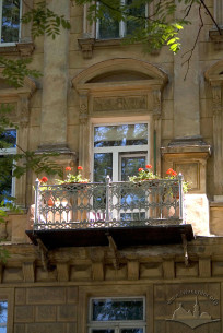 Vul. Vynnychenka, 26. A 3rd floor balcony