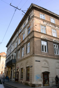 Vul. Krakivska, 34. A view form the southwest