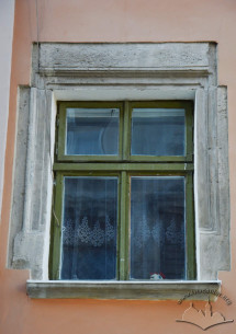 Vul. Krakivska, 1. One of the 2nd floor windows with renaissance-style trimming