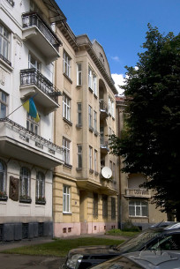 Vul. Konopnytskoi, buildings #10, #8, #6.