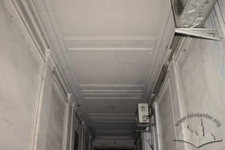 Vul. Doroshenka, 50. Interior of the passageway