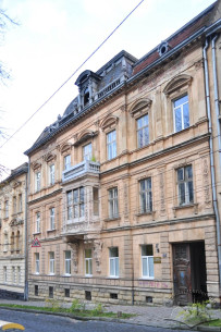 Vul. Krushelnytskoi, 13. The building's principal facade