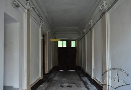 Vul. Krushelnytskoi, 13. Interior of the passageway