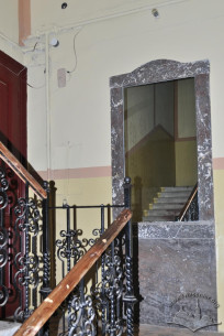 Vul. Krushelnytskoi, 19a. Interior of the principal staircase
