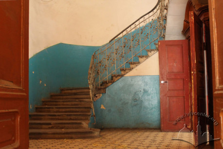 Vul. Hnatiuka, 8. The principal staircase