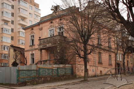 Vul. O. Stepanivny, 31. A general view of the villa today