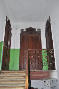 Vul. Kravchuka, 6. Apartment doors on the 3rd floor