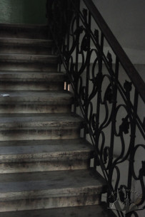 Vul. Kravchuka, 6. Main stairs detail