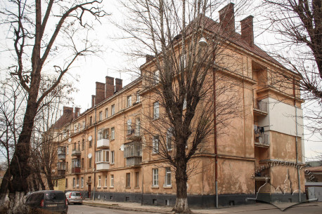 Vul. Donetska, 1. General view of the apartment house of former City cleaning plant's workers – from the south