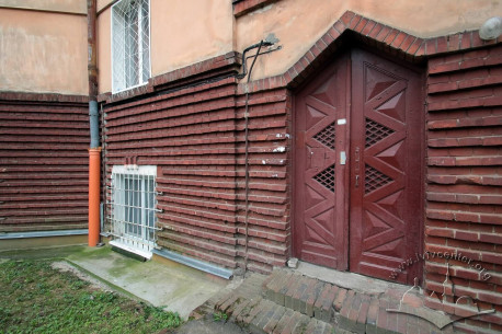 Entrance to the building #6