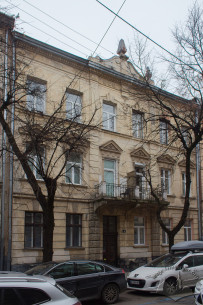 Вул. Дороша, 4. Головний фасад
