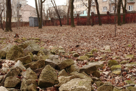 Remains of the matzevah (tombstones)