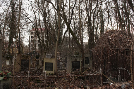 Graves at the new Jewish cemetery