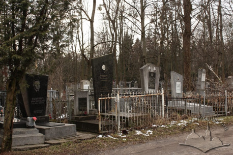 Graves at the new Jewish cemetery