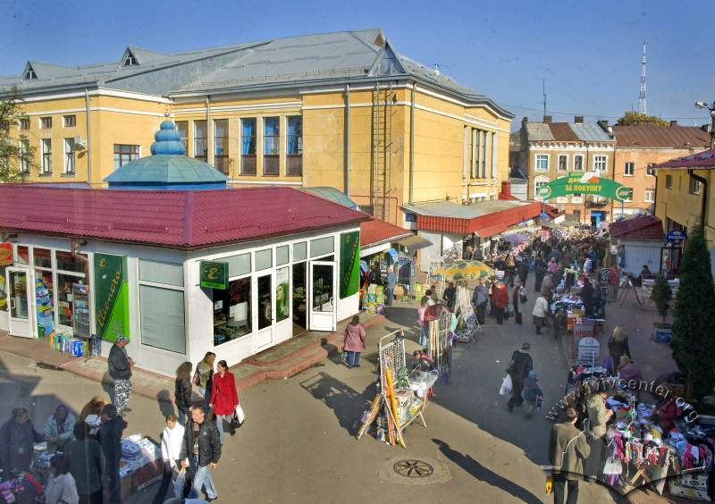 Krakivskyi Market