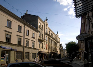 Вул. Мирослава Скорика, 7 – Львівськa обласнa філармонія