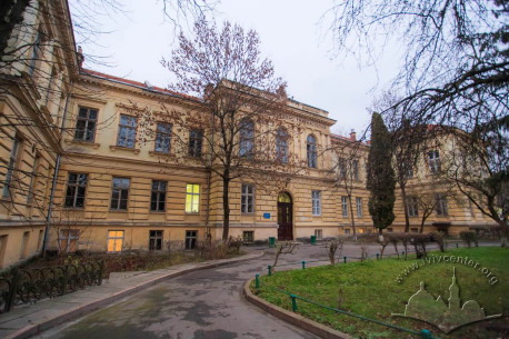 Вул. Пекарська, 52. Корпус гігєни і фармакології
