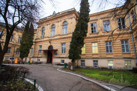 Вул. Пекарська, 52. Східний будинок ансамблю – корпус патології і судової медицини