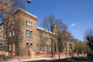 Вул. Раппапорта, 8 – Міська клінічнa лікарня