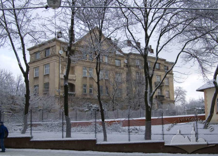 Vul. Kotliarevskoho, 67. A view from Horbachevskoho str.