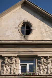 Vul. Kotliarevskoho, 67. Detail of the facade