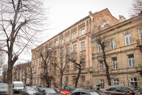 The building #11 amidst the housing on vul. Stefanyka