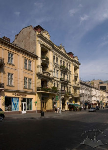 Просп. Свободи, 35. Вигляд з південного сходу