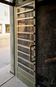 Vul. Halytska, 21. The main entrance doors