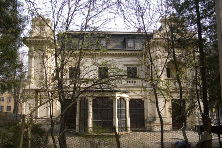 Вул. Коперника, 40а. Головний фасад