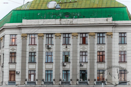 Pl. Henerala Hryhorenka, 3.