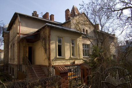 Vul. Kolberga, 4. A view from the northwest