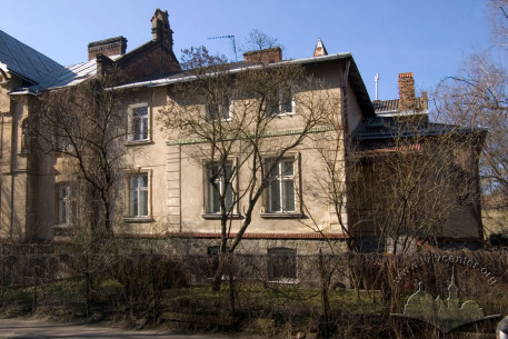Vul. Kolberga, 4. A view from the northeast