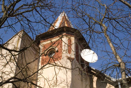 Vul. Kolberga, 4. A spirelet at the southern part of the building