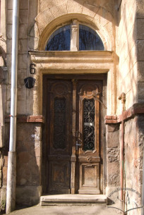 Vul. Kolberga, 6. The main entrance