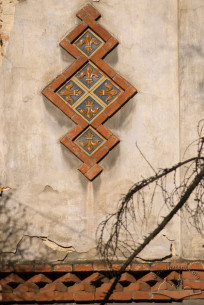 Vul. Kotliarevskoho, 4. A detail on the main facade
