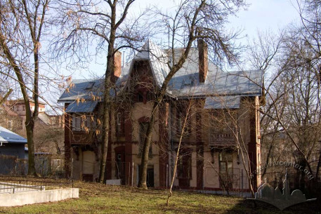 Вул. Нечуя-Левицького, 20. Північно-західний фасад
