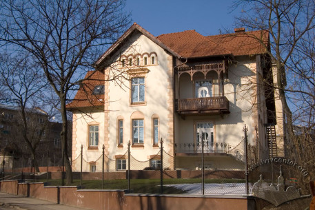 Vul. Metrolohichna, 2. A view from Horbachevskoho str.
