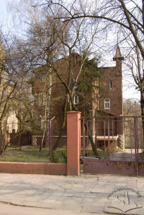 Vul. Kotliarevskoho, 47. A view of the main facade