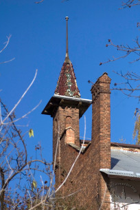 Vul. Kotliarevskoho, 47. A detail of the southweestern facade