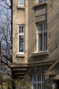 Vul. Kotliarevskoho, 15. A part of the main facade