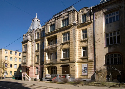 Vul. Henerala Chuprynky, 47. View of the principal elevation