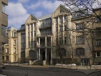 Vul. Henerala Chuprynky, 49. View of the principal elevation