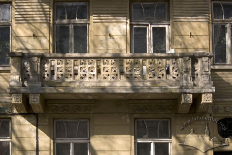 Vul. Bohomoltsia, 5. 2nd floor balcony