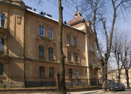 Vul. Kotliarevskoho, 22. The eastern elevation