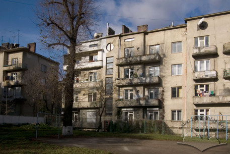 Вул. Дорошенка, 49. Тильний фасад