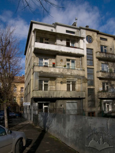 Вул. Дорошенка, 49. Фрагмент тильного фасаду
