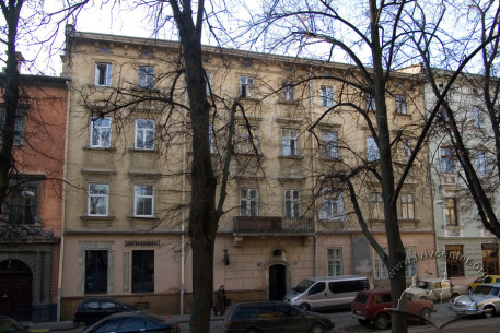 Vul. Fedorova, 8. The building's principal facade