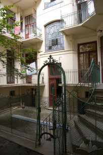 Vul. Bohomoltsia, 6. Inner courtyard
